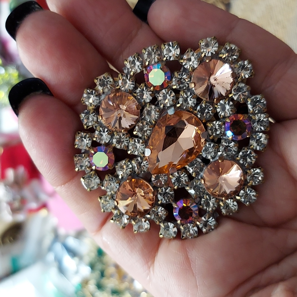 Czechoslovakian Rhinestone Brooch - Picture 4 of 4